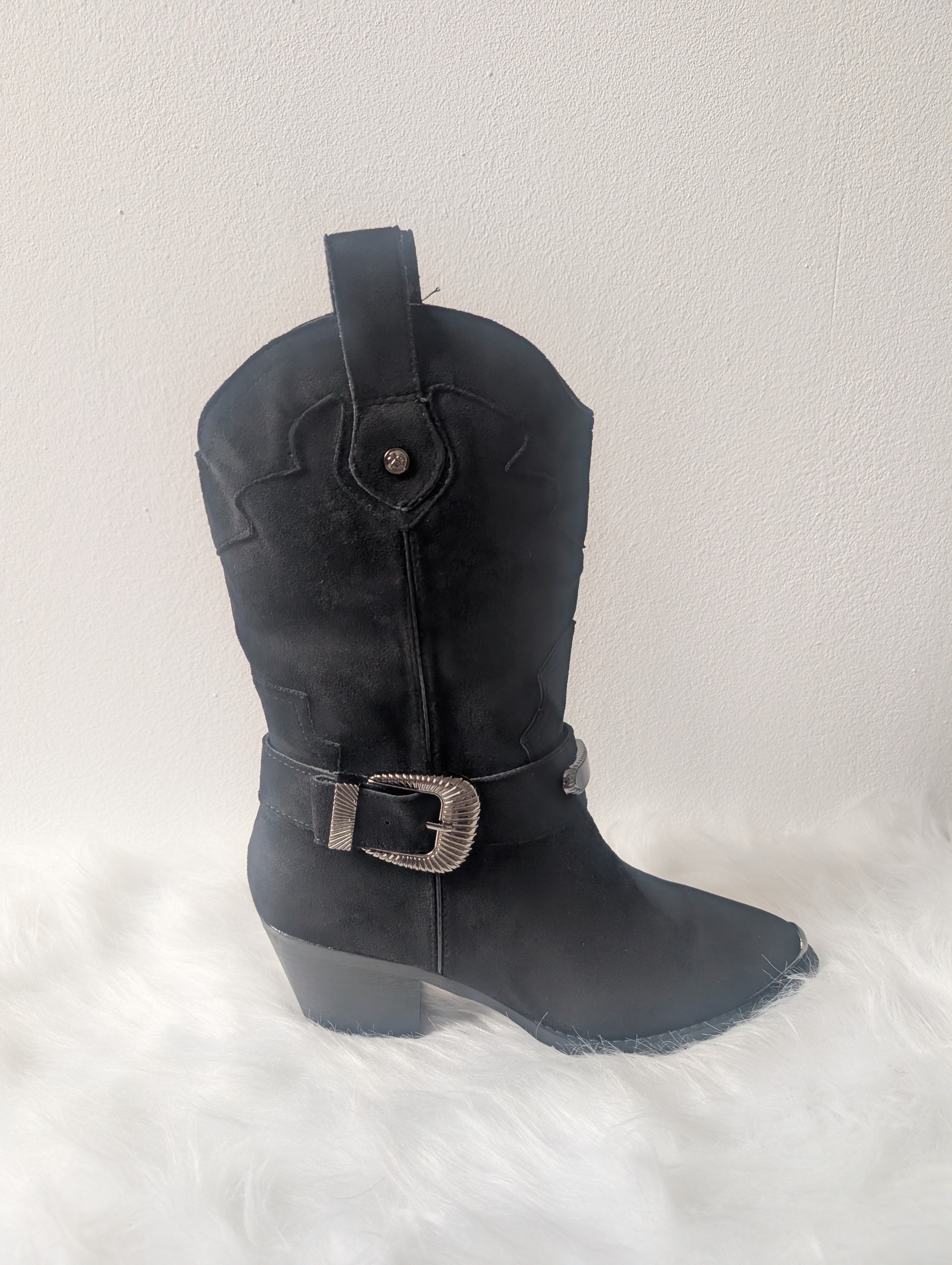 Zwarte Westernlaars met Silver Buckle – Tijdloos & Stoer