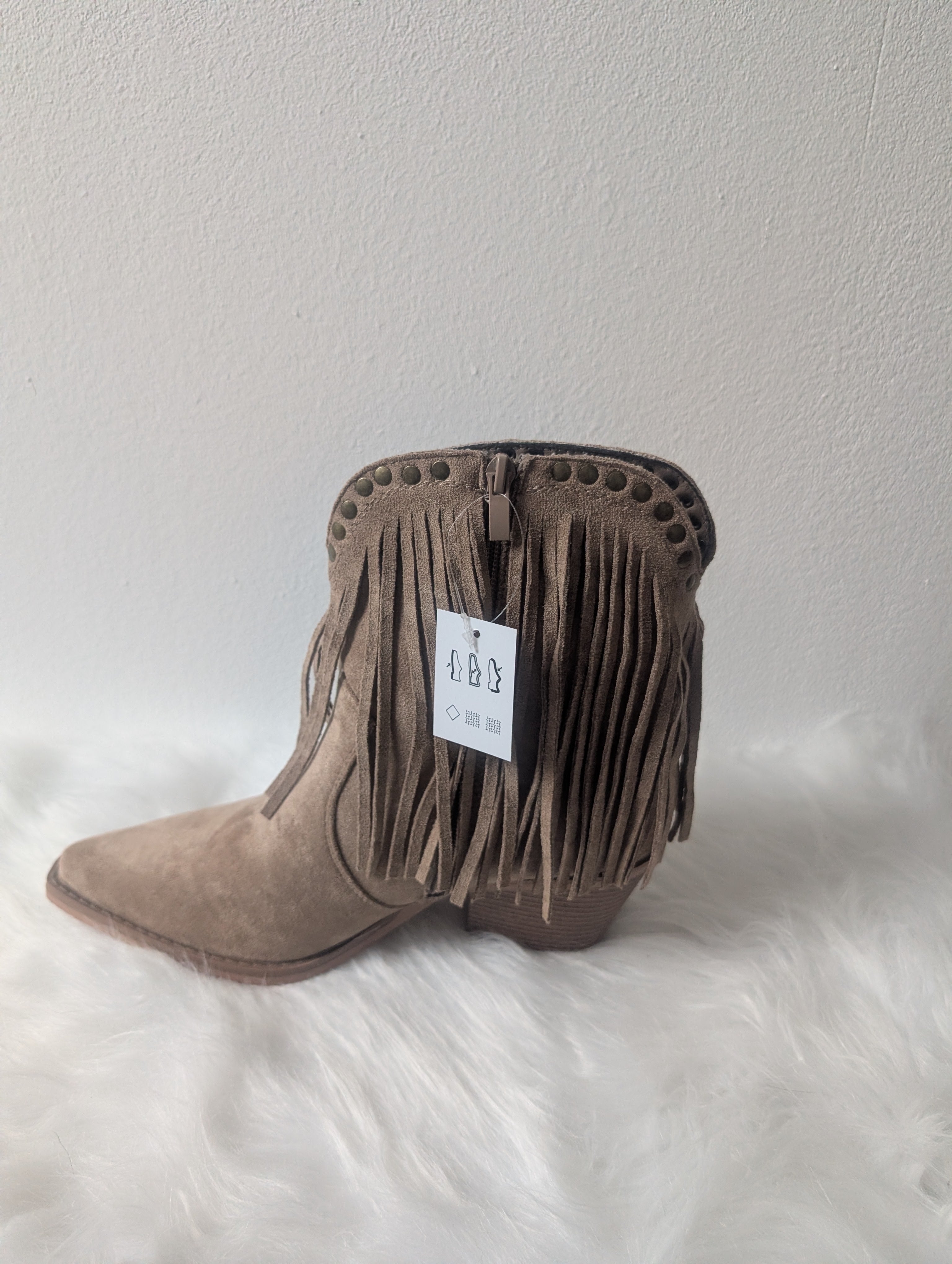 Suède Western Enkellaars met Fringe – Taupe